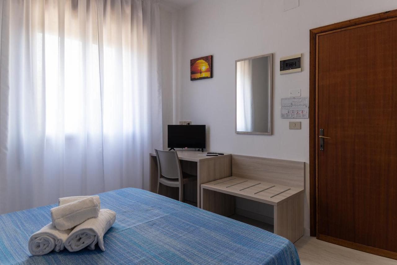 Hotel Laura Cavallino-Treporti Bagian luar foto