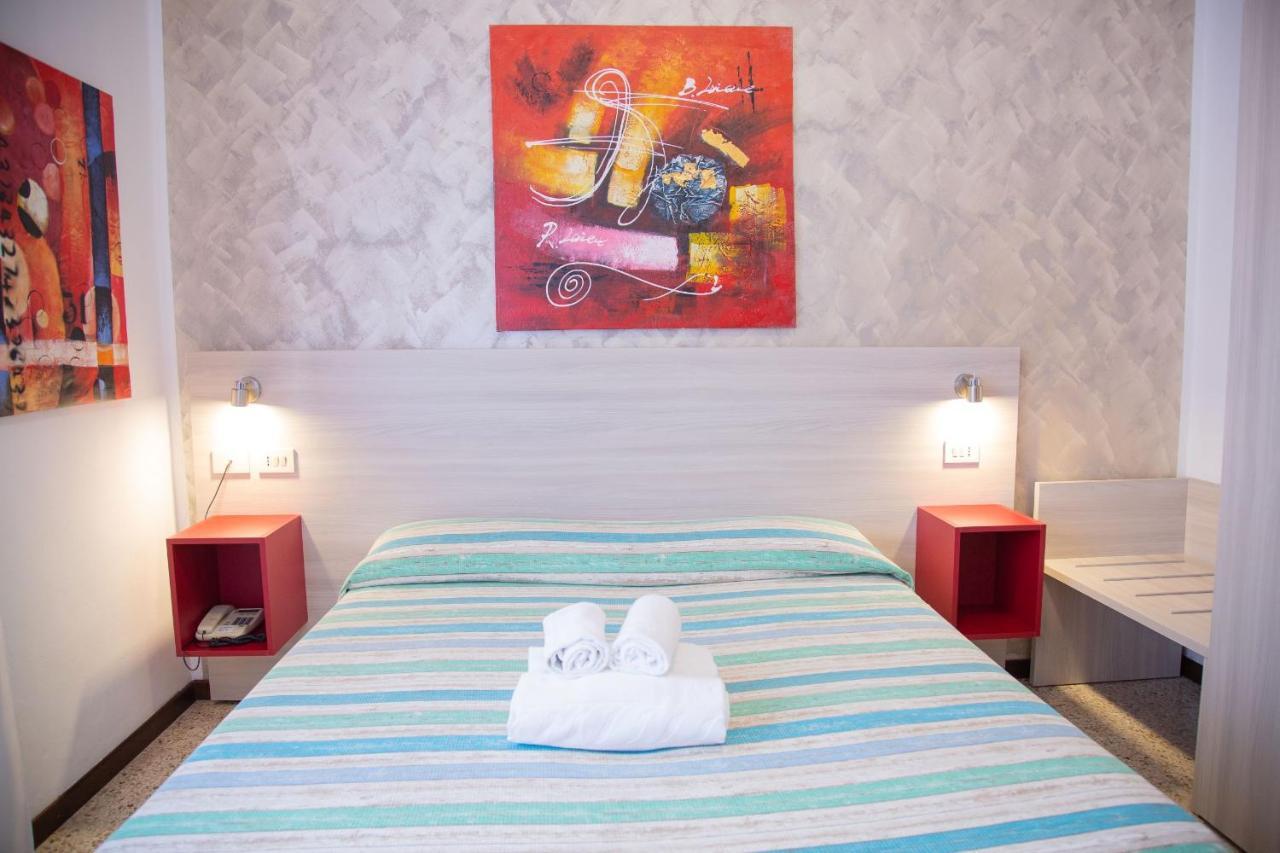 Hotel Laura Cavallino-Treporti Bagian luar foto