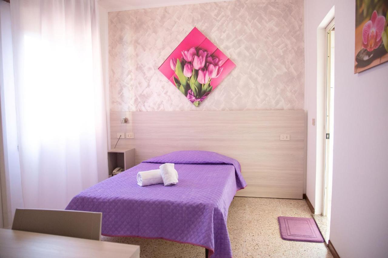 Hotel Laura Cavallino-Treporti Bagian luar foto